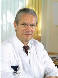 Dr. Rheumatologist Peter